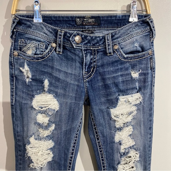 Silver Tuesday Jeans distressed with under lace size 28/33 - Picture 2 of 11